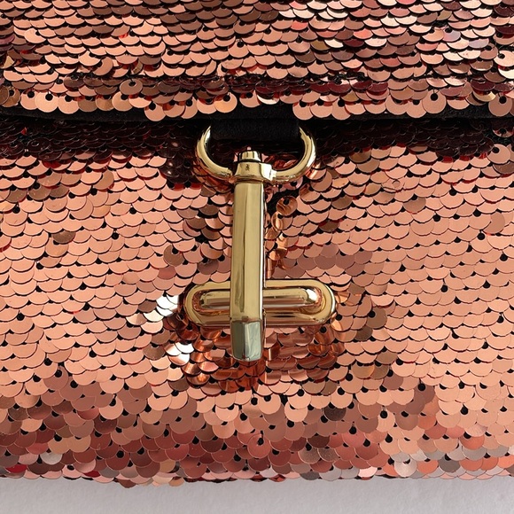 Deux Lux Sequin Clutch - Picture 6 of 10